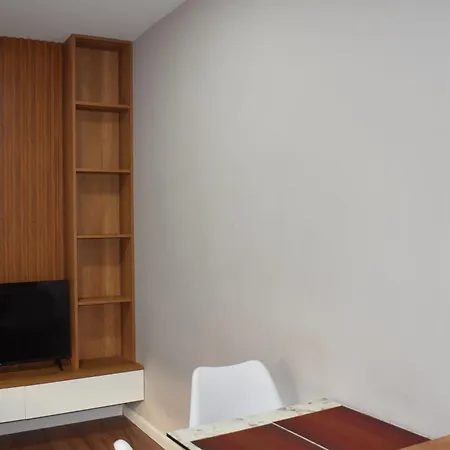 Apartment Fictus