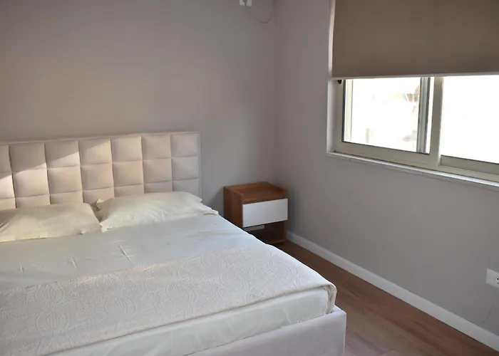 Fictus Apartamento Tirana